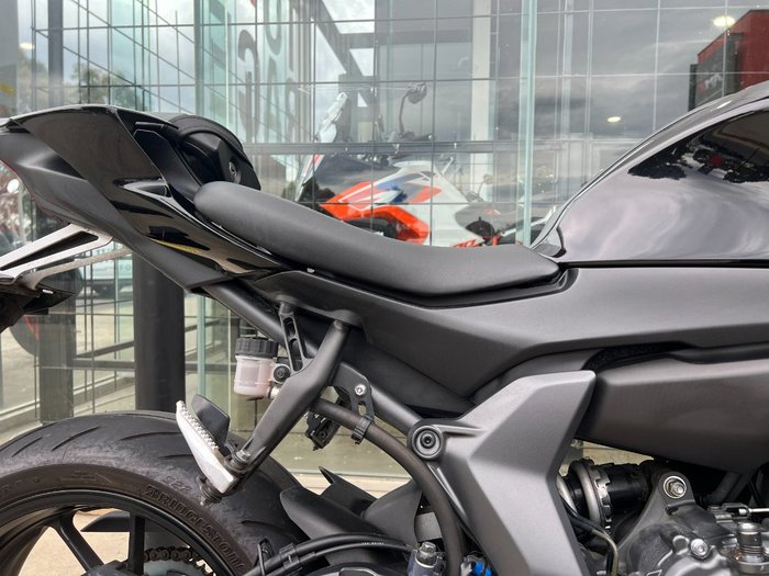 2023 Yamaha YZF-R7LA BLACK