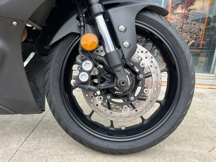 2023 Yamaha YZF-R7LA BLACK