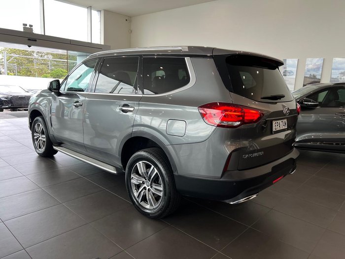 2020 LDV D90 Executive