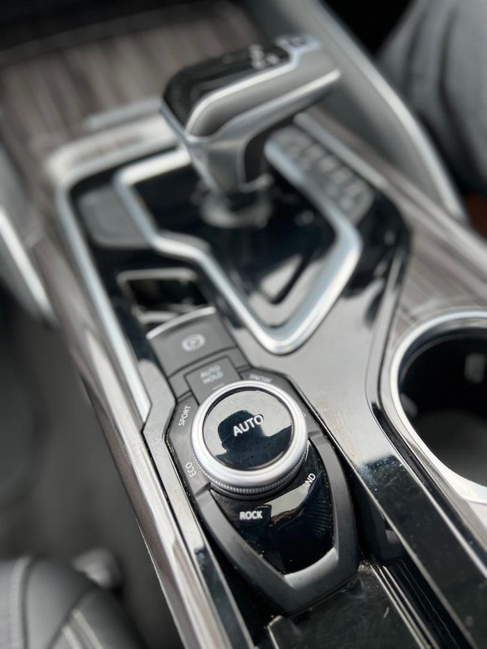 2020 LDV D90 Executive