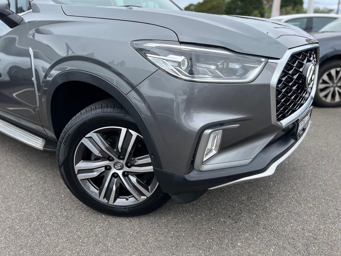 2020 LDV D90 Executive
