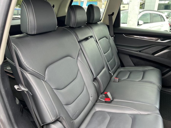 2020 LDV D90 Executive