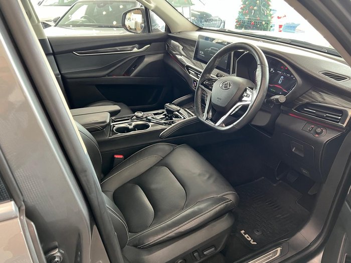 2020 LDV D90 Executive