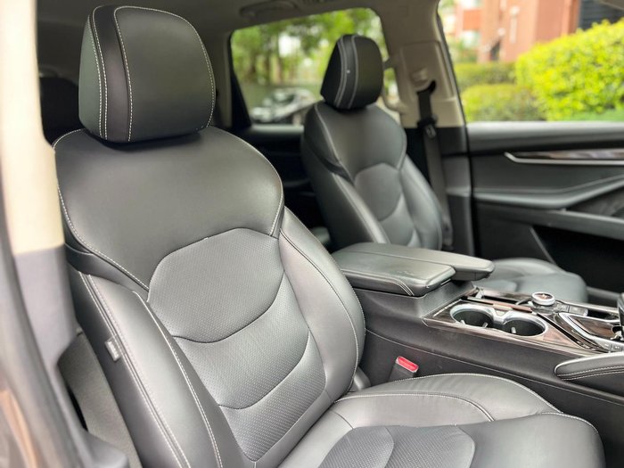 2020 LDV D90 Executive