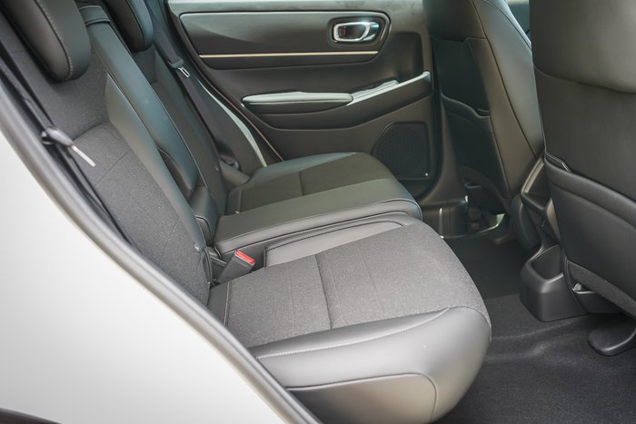 2025 Honda HR-V e:HEV X