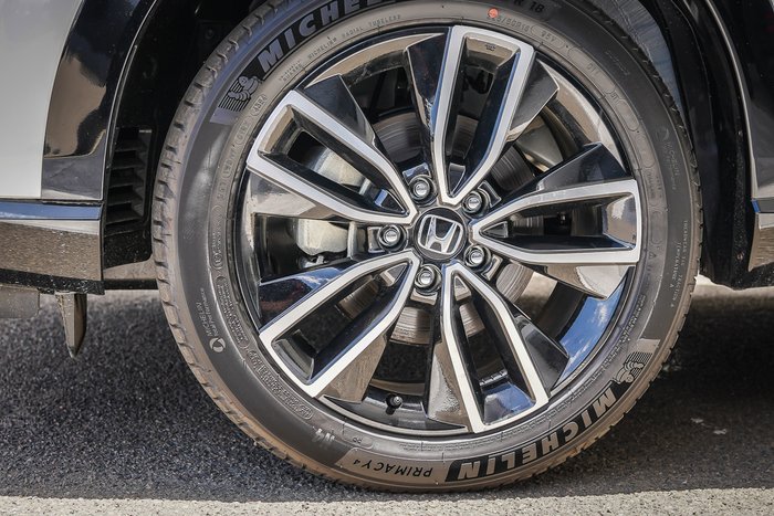 2025 Honda HR-V e:HEV X