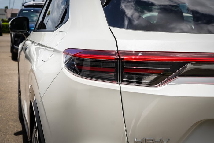 2025 Honda HR-V e:HEV X