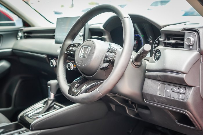 2025 Honda HR-V e:HEV L