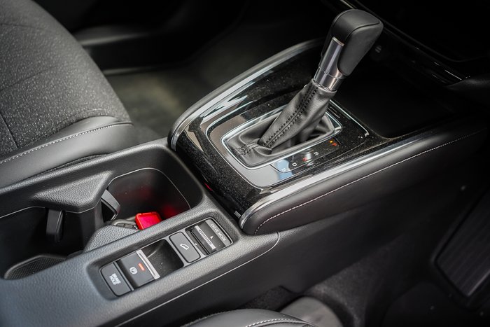 2025 Honda HR-V e:HEV L