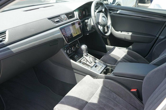 2022 SKODA Superb 162TSI Style