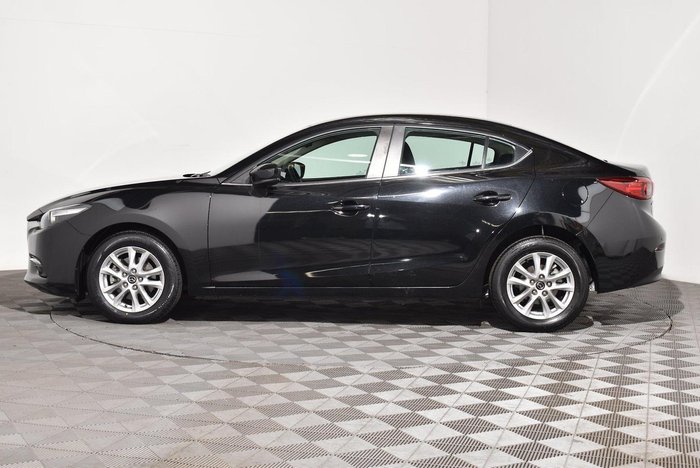 2018 Mazda 3 Maxx Sport