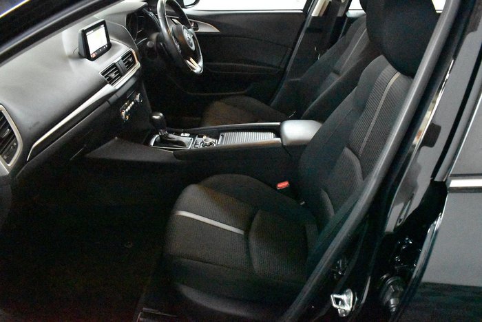 2018 Mazda 3 Maxx Sport