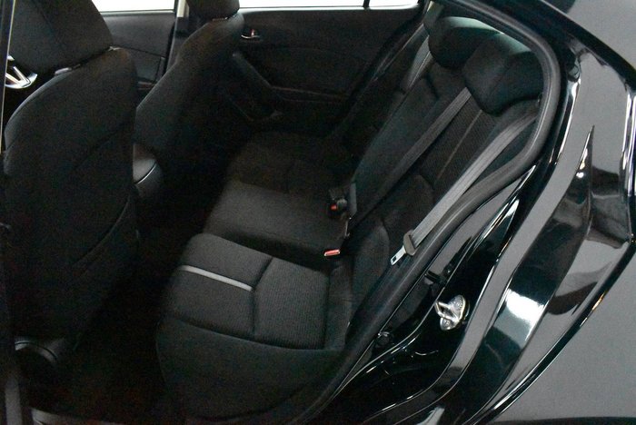 2018 Mazda 3 Maxx Sport