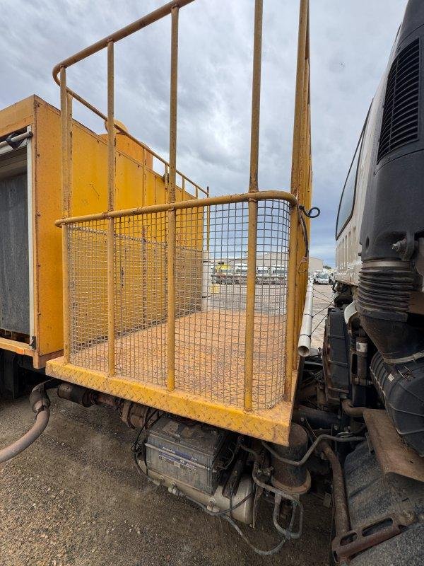 2018 Isuzu Ftr 150-260 4X2 Vac Truck