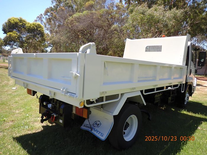 2015 Isuzu Frr 500 WHITE