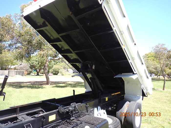 2015 Isuzu Frr 500 WHITE