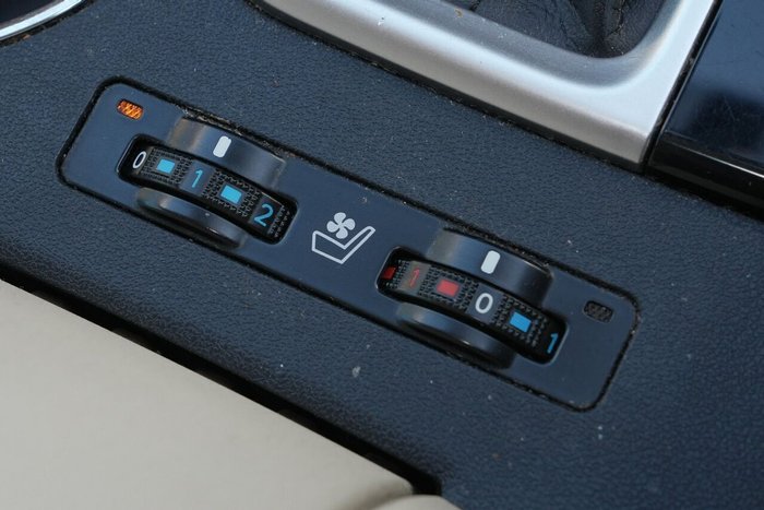 2014 Toyota Kluger Grande