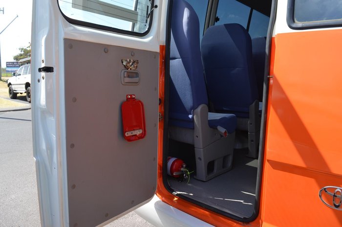 2015 Toyota Coaster Deluxe