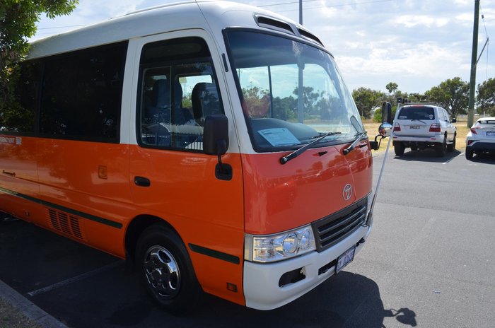 2015 Toyota Coaster Deluxe