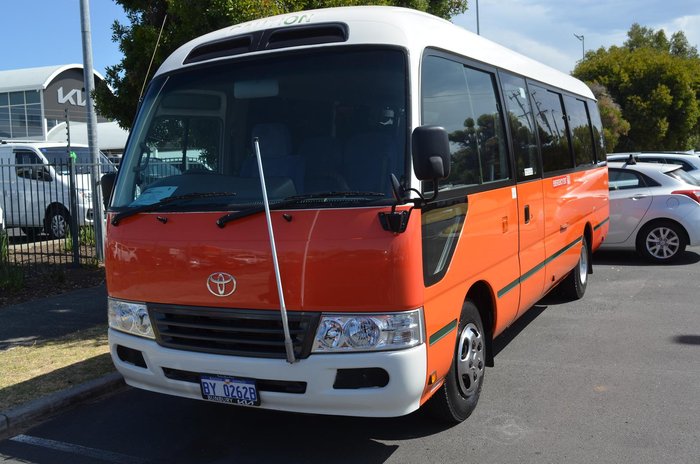 2015 Toyota Coaster Deluxe