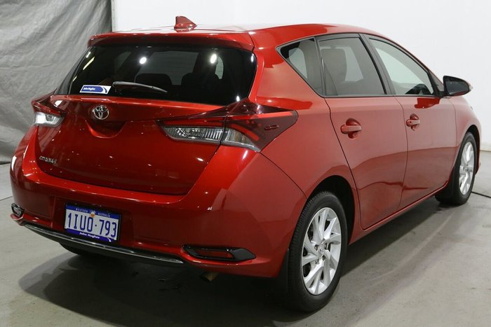 2015 Toyota Corolla Ascent Sport