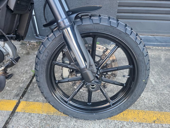 2015 DUCATI SCRAMBLER ICON BLACK