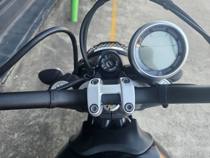 2015 DUCATI SCRAMBLER ICON BLACK