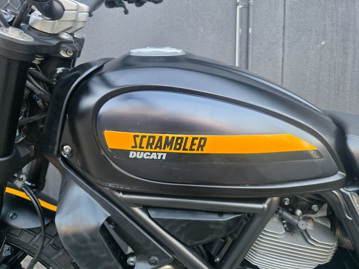 2015 DUCATI SCRAMBLER ICON BLACK
