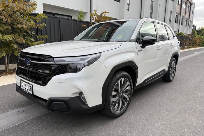 2025 Subaru Forester Hybrid Touring