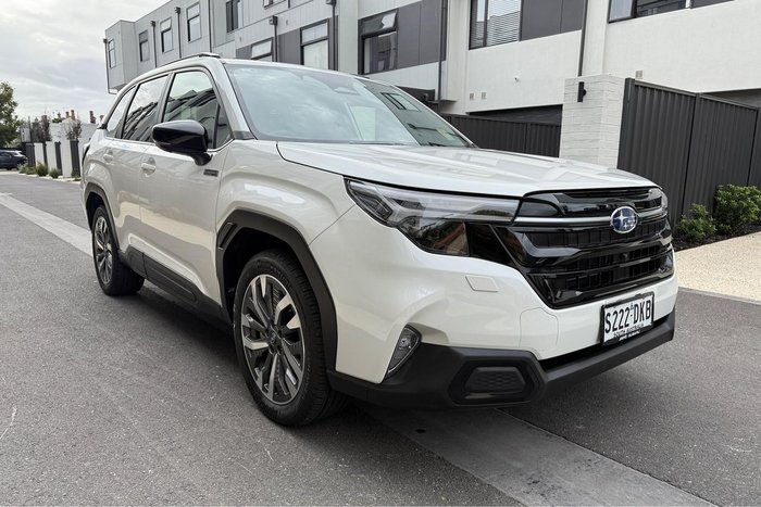 2025 Subaru Forester Hybrid Touring