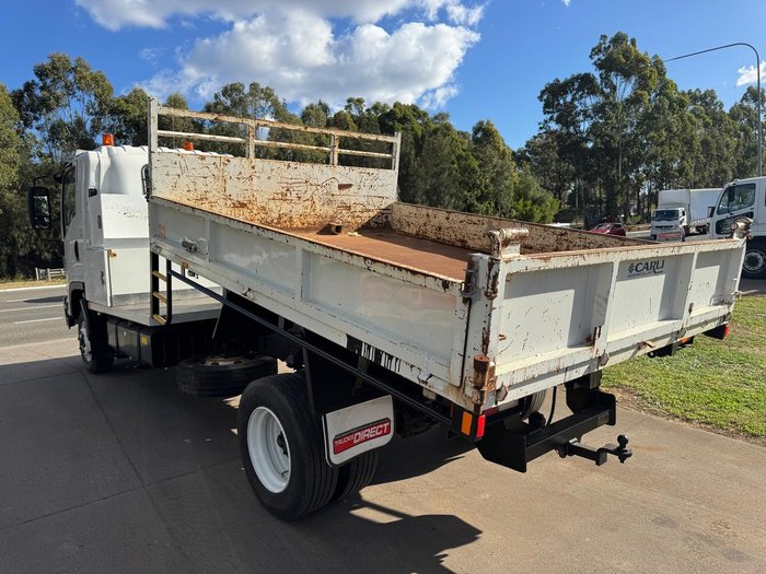 2013 Isuzu Frr 600 WHITE