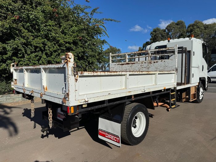 2013 Isuzu Frr 600 WHITE