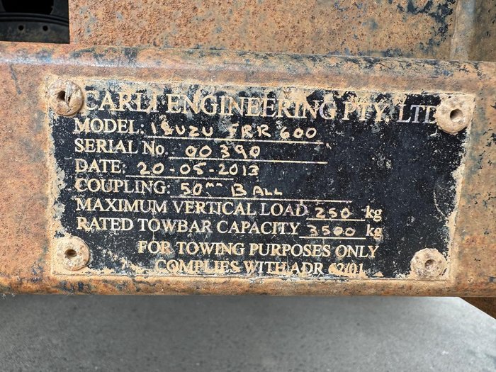 2013 Isuzu Frr 600 WHITE