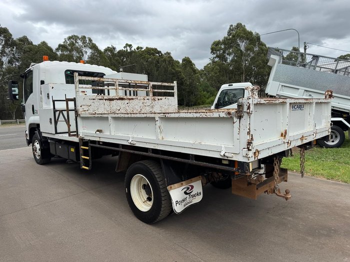 2013 Isuzu Frr 600 WHITE