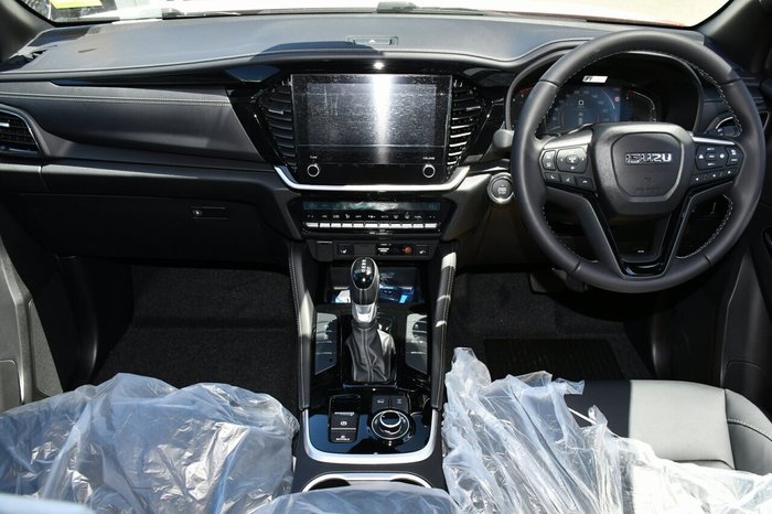 2025 Isuzu MU-X LS-T