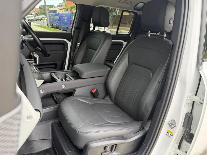 2021 Land Rover Defender 110 D300 SE L663 MY22 AWD Fuji White