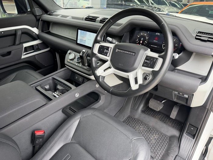 2021 Land Rover Defender 110 D300 SE L663 MY22 AWD Fuji White