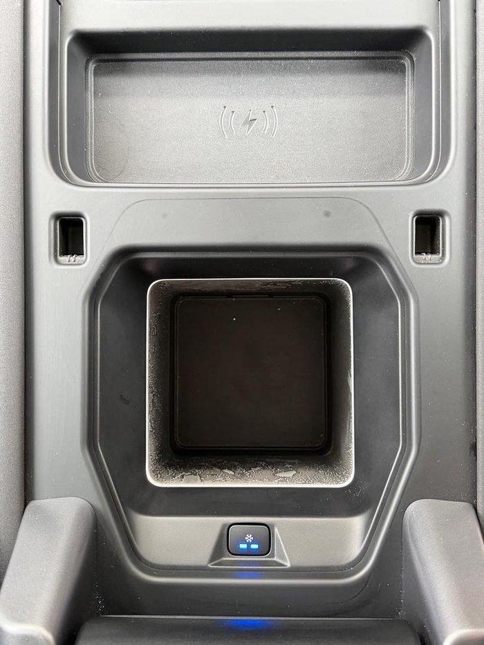 2021 Land Rover Defender 110 D300 SE L663 MY22 AWD Fuji White