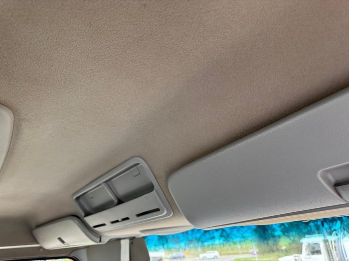 2011 Hino 700 Series SS2848 WHITE