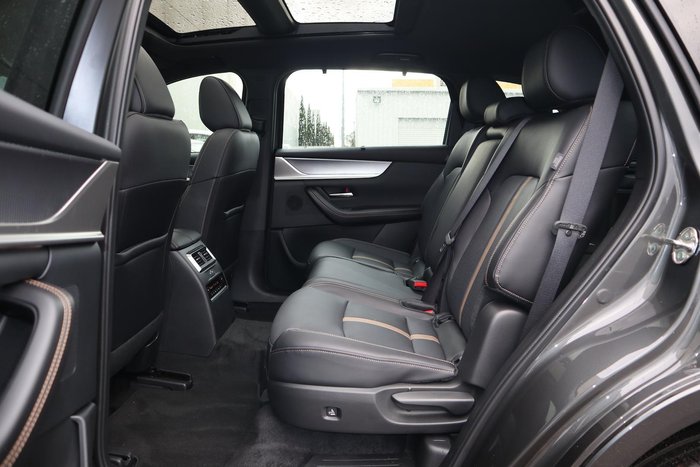 2025 Mazda CX-80 G40e Azami