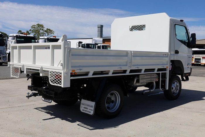 2025 Fuso Canter 4x4 White