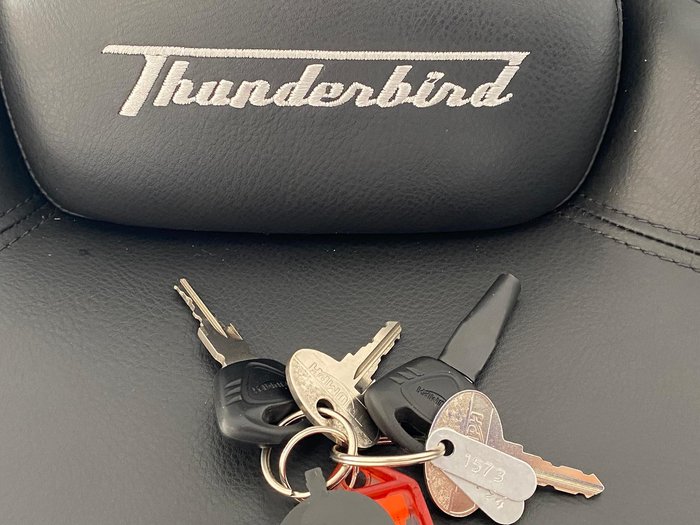 2015 Triumph Thunderbird LT Thunderbird Blue