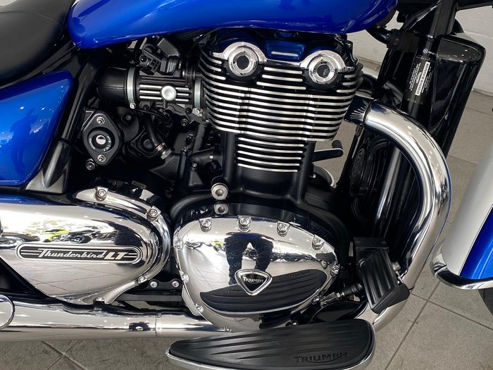 2015 Triumph Thunderbird LT Thunderbird Blue