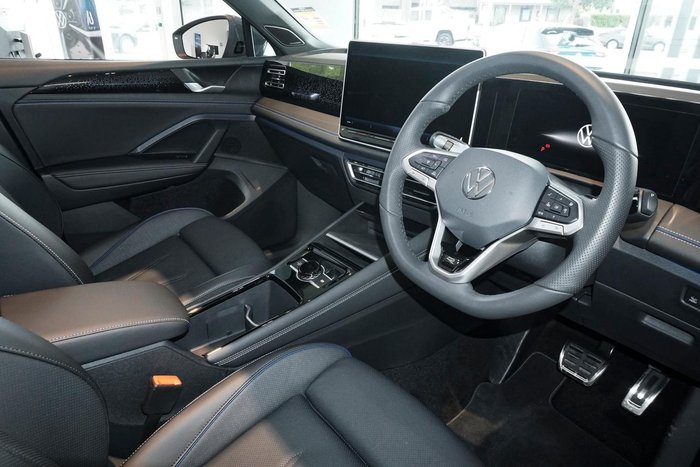 2025 Volkswagen Tiguan 195TSI R-Line