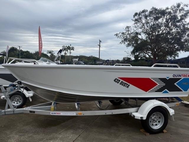 2025 QUINTREX 420 Busta