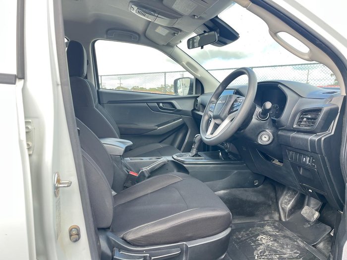 2023 Isuzu D-MAX SX MY23 4X4 Dual Range Mineral White