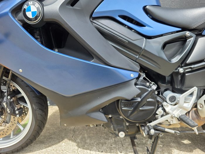 2017 BMW F 800 GT BLUE