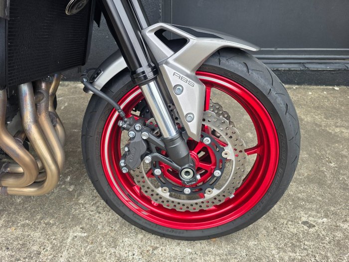 2023 Kawasaki Z900 SUPERNAKED (ZR900) RED