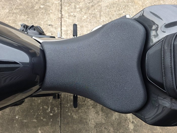 2023 Kawasaki Z900 SUPERNAKED (ZR900) RED