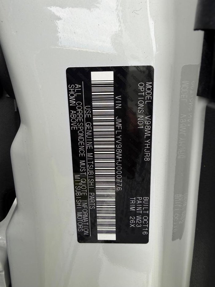 2016 Mitsubishi Pajero GLX